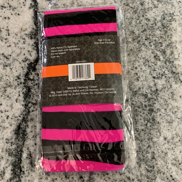 Holiday Inspirations and Child’s Halloween Tights. NEW - Picture 2 of 2